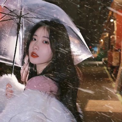 满船春色
